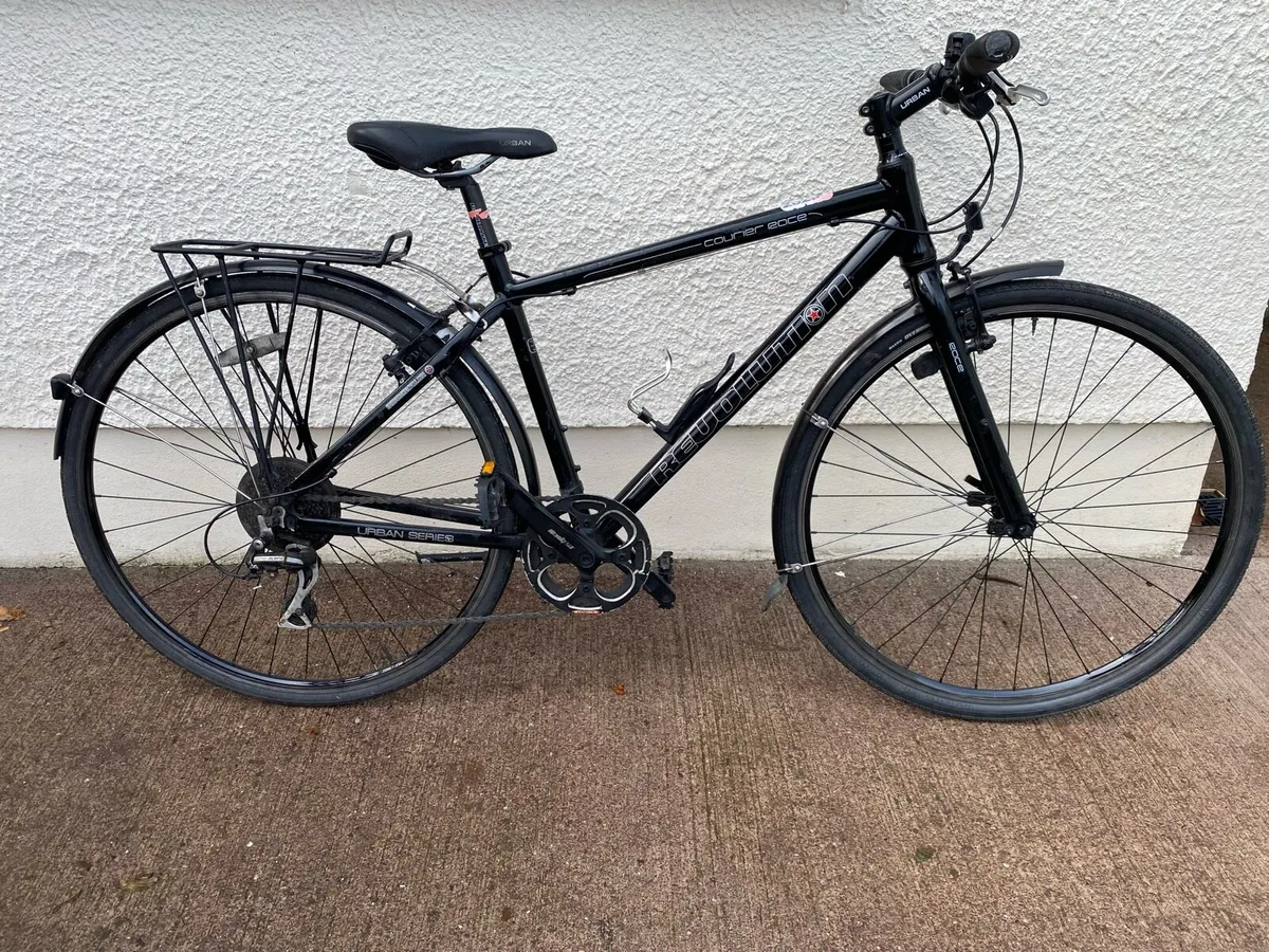 Hybrid Reuolution courier race 28 inch wheels - Image 1