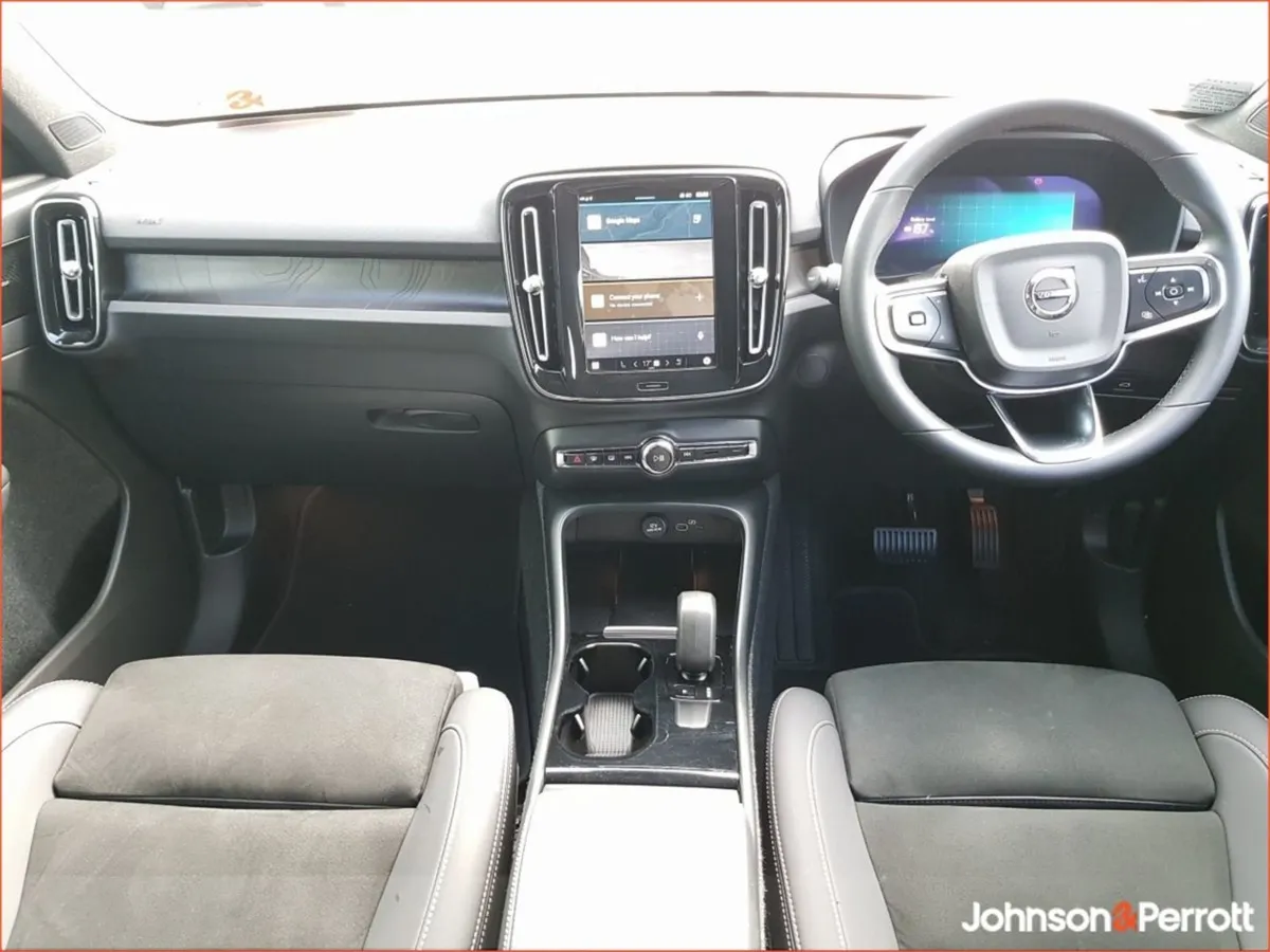 Volvo XC40 231hp 69 kWh Ultimate (panoramic Sunro - Image 3