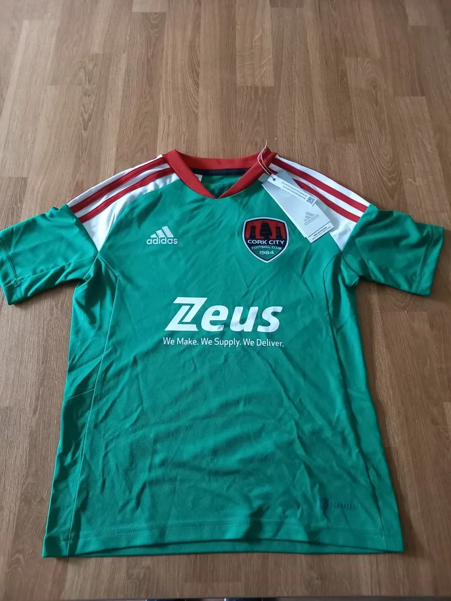 Kid's Cork City Football Jersey Age 9 to 10 years - Image 1