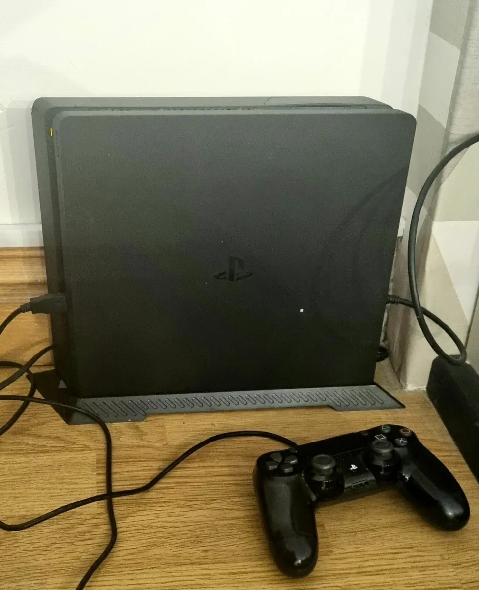 PS4 Playstation 4 Slim Games Package not PS5 - Image 1