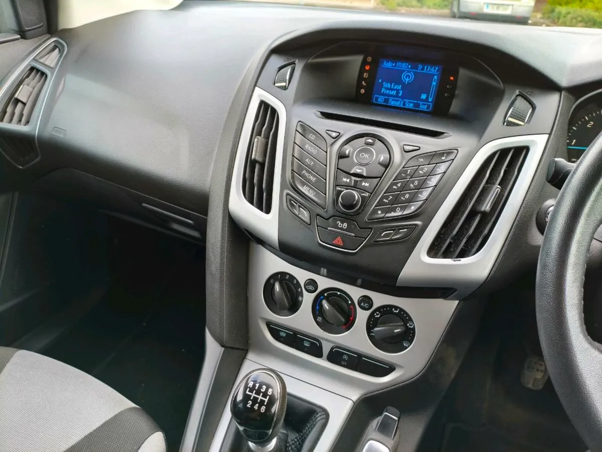 🔴€4699🔴 Ford Focus Zetec S - Image 3