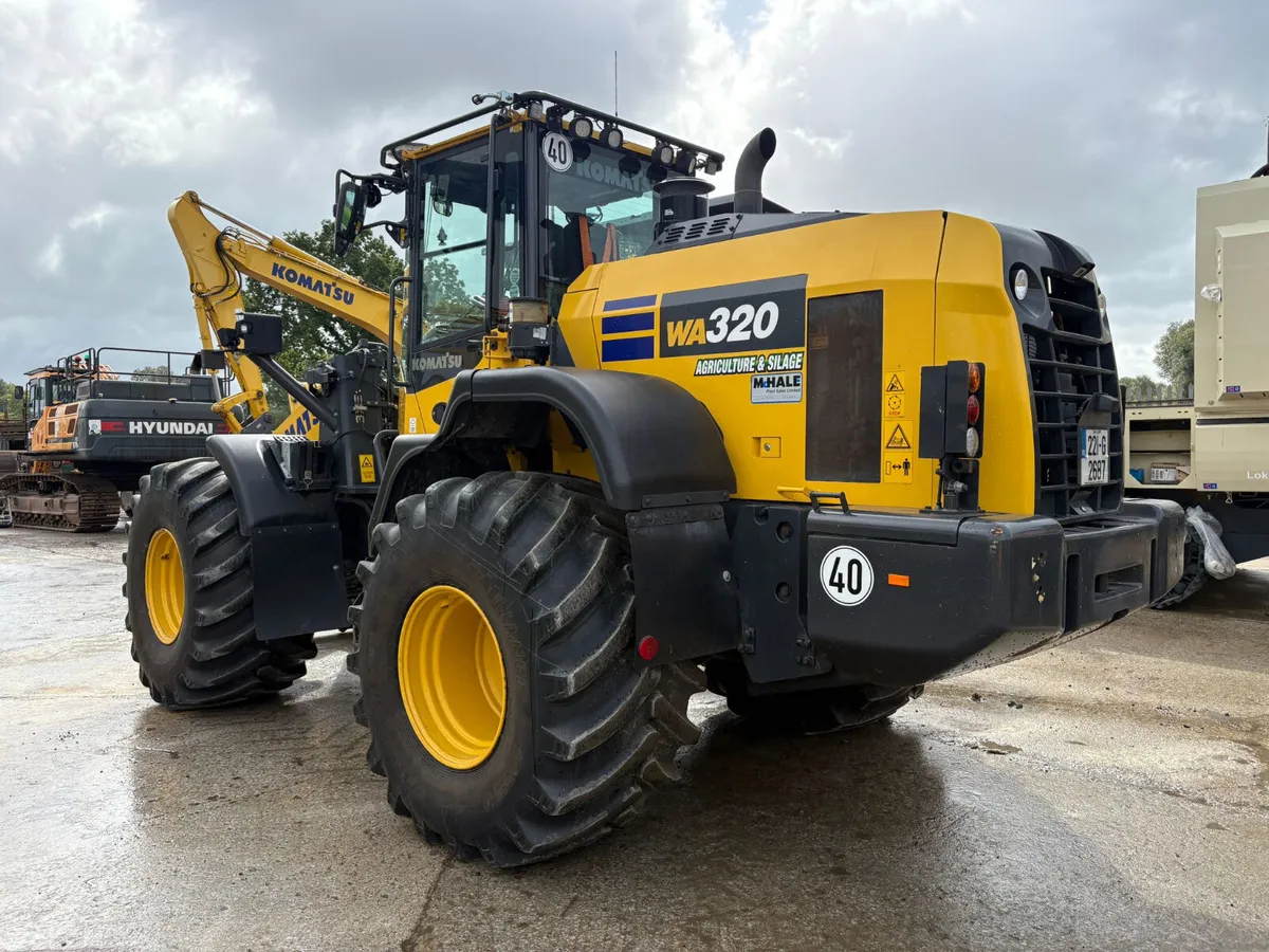 Komatsu WA320-8 - Image 4