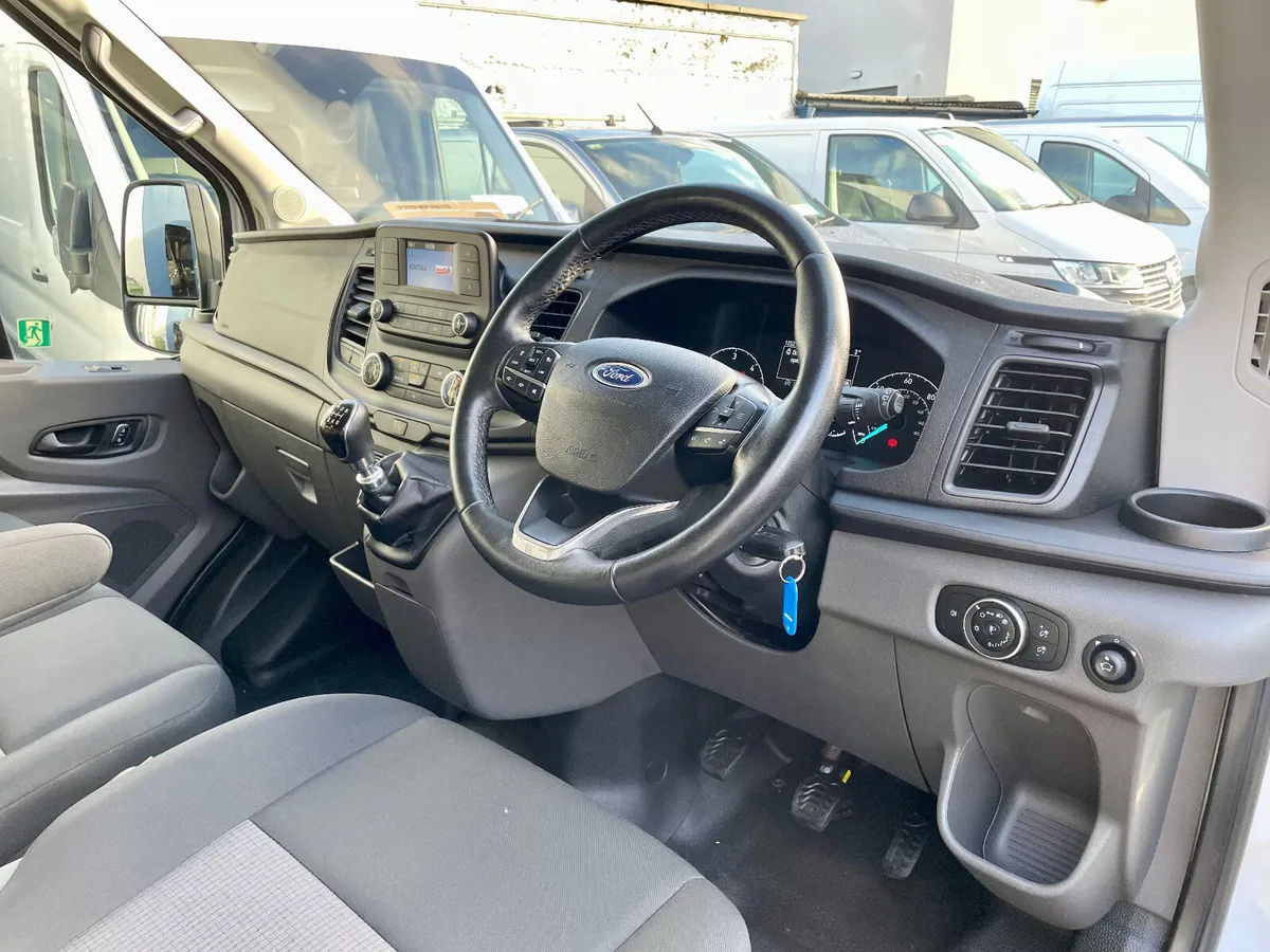 Ford Transit L2H2 2.0TDCI 130PS 12 Seat Bus,2020 - Image 3