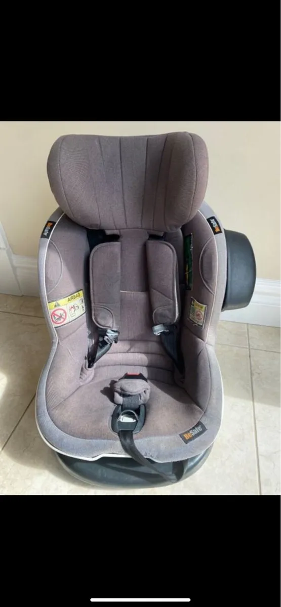 Free Car Seat - Image 1