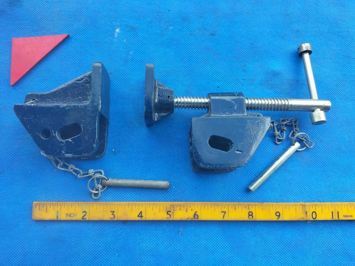 Sash Cramp Heads - Image 1