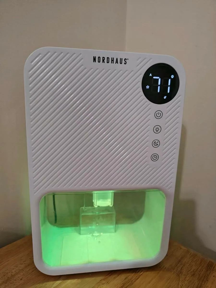 Nordhaus 3.8L Dehumidifier - Image 2