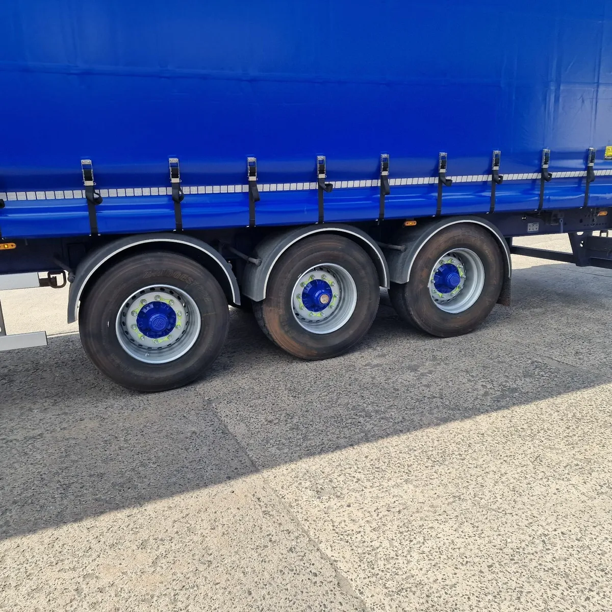 Curtainsider Trailer - Image 2