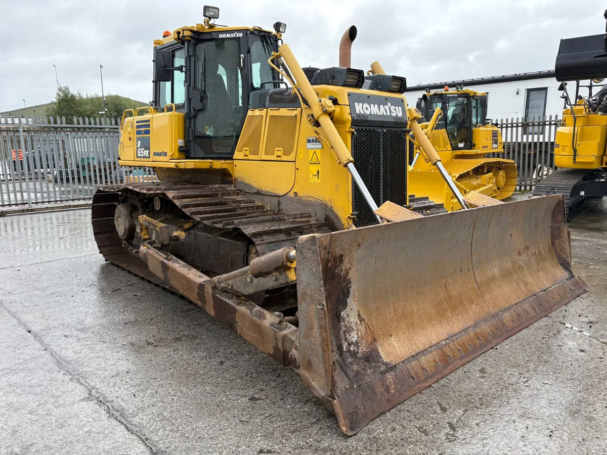 Komatsu D65PX18 - Image 3
