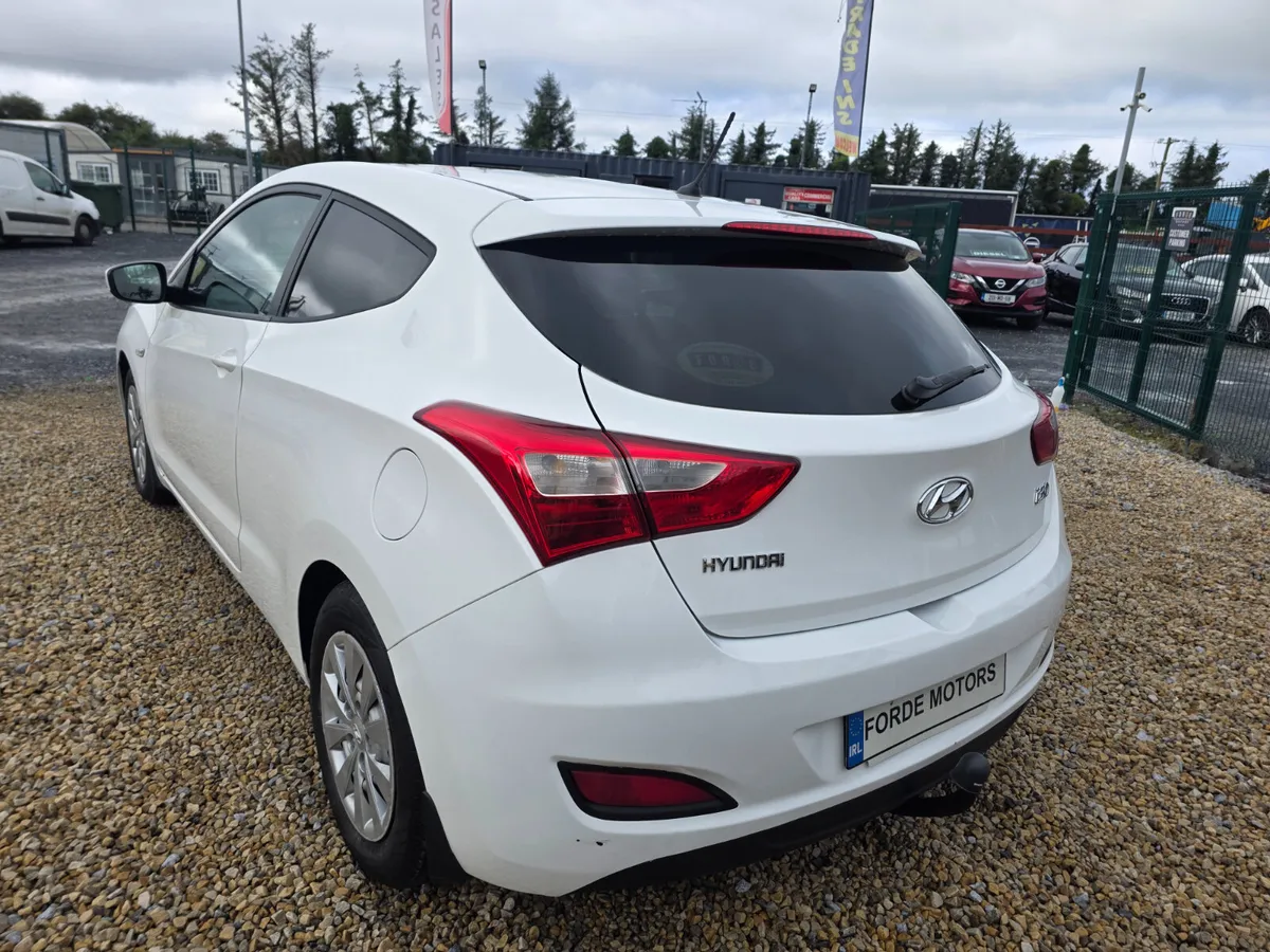 Hyundai i30 2015 - Image 3