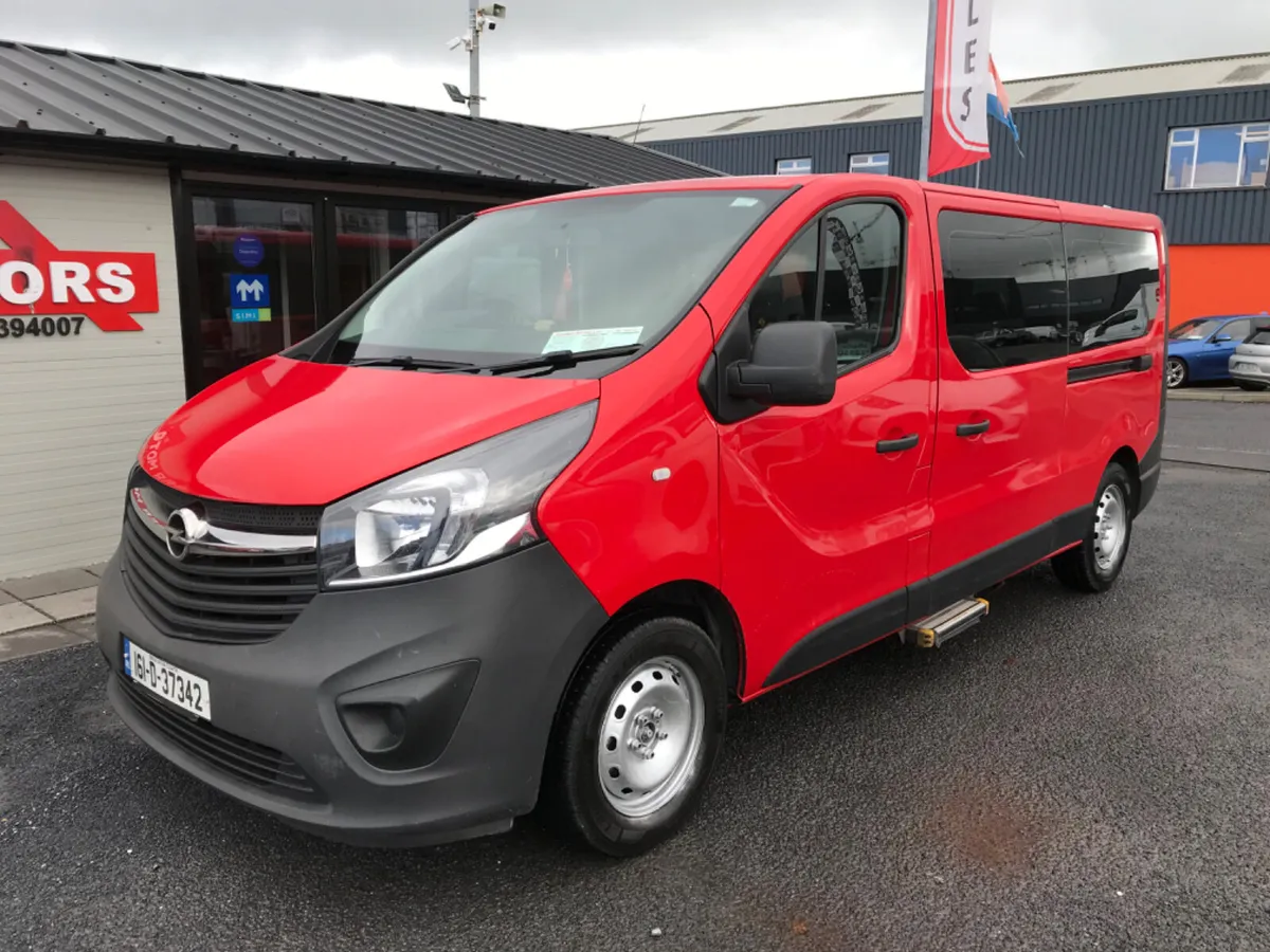 Opel Vivaro 2016 - Image 1