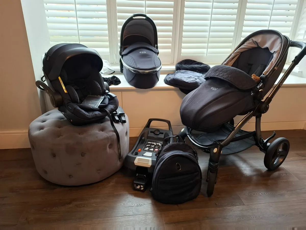 Egg2 travel system - Image 1