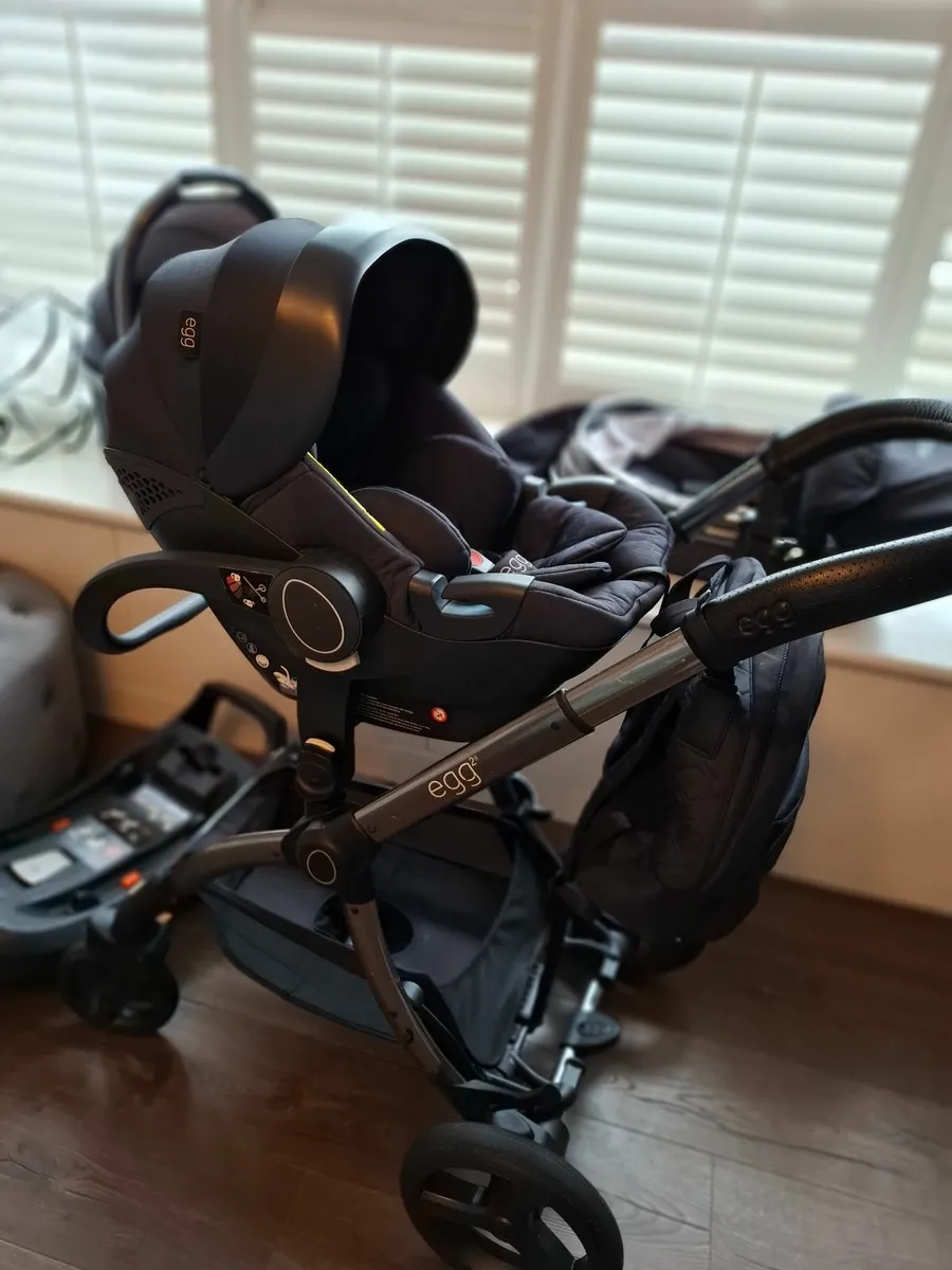 Egg2 travel system - Image 3