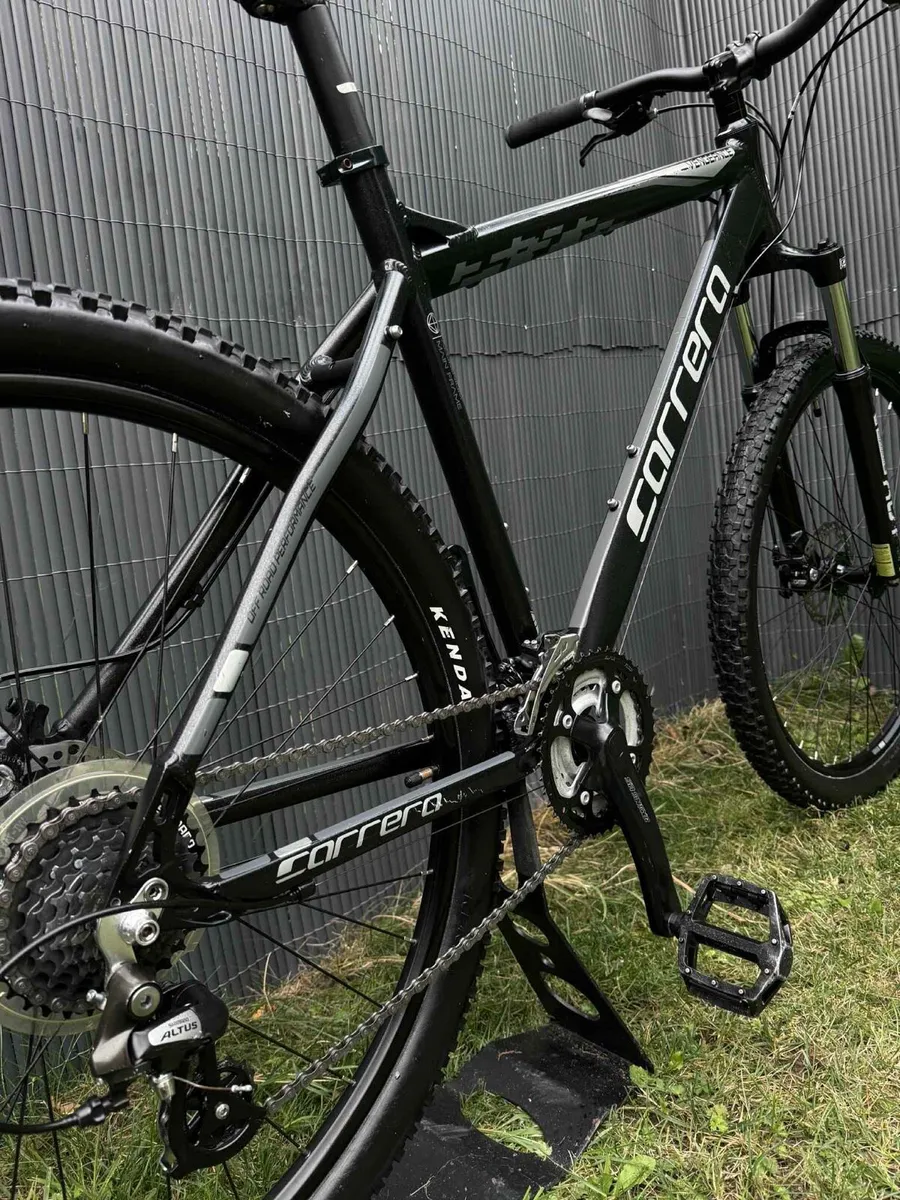 Carrera Vengeance Size L - Image 3