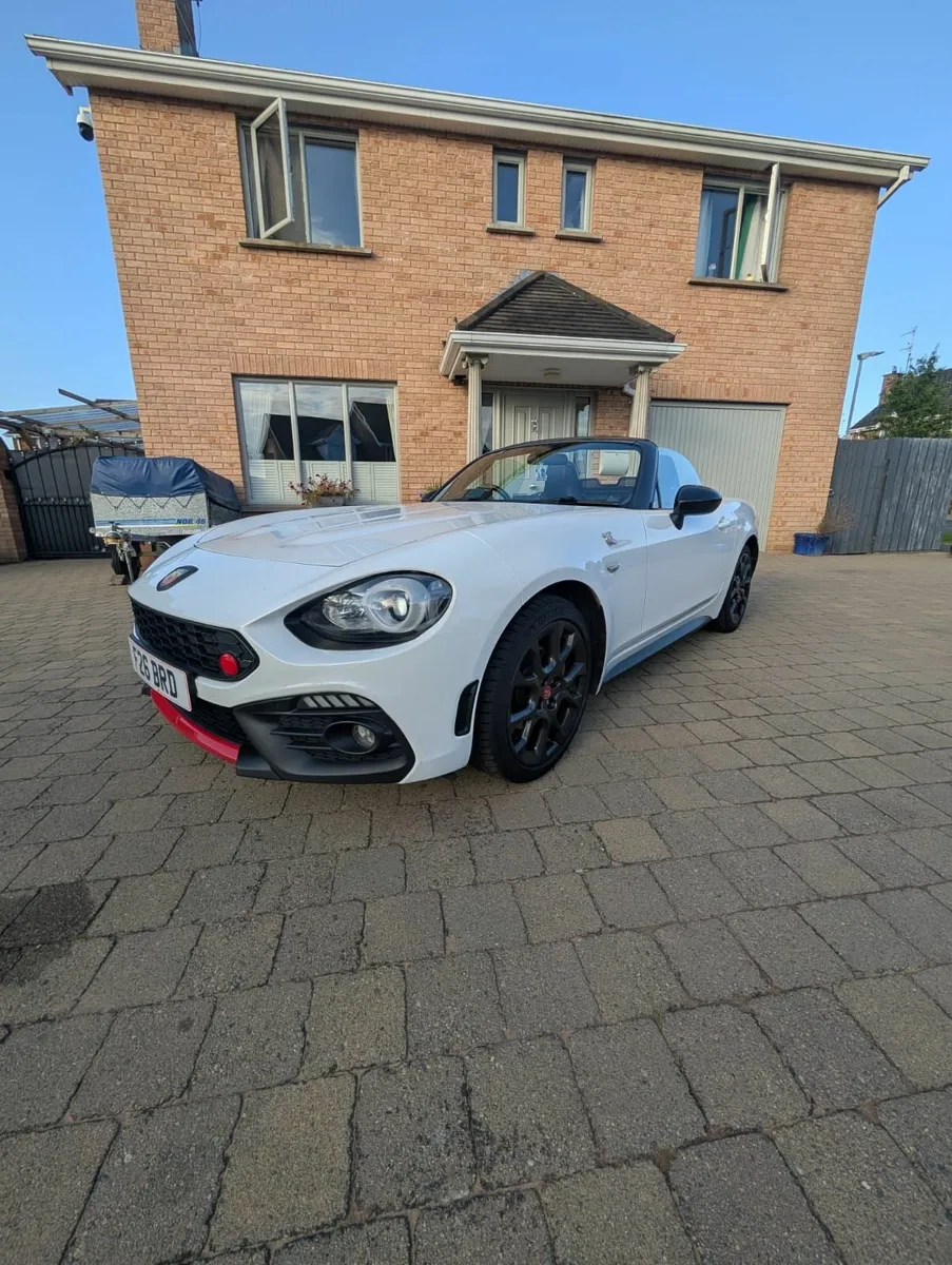 Abarth 124 Spider 2018 - Image 3