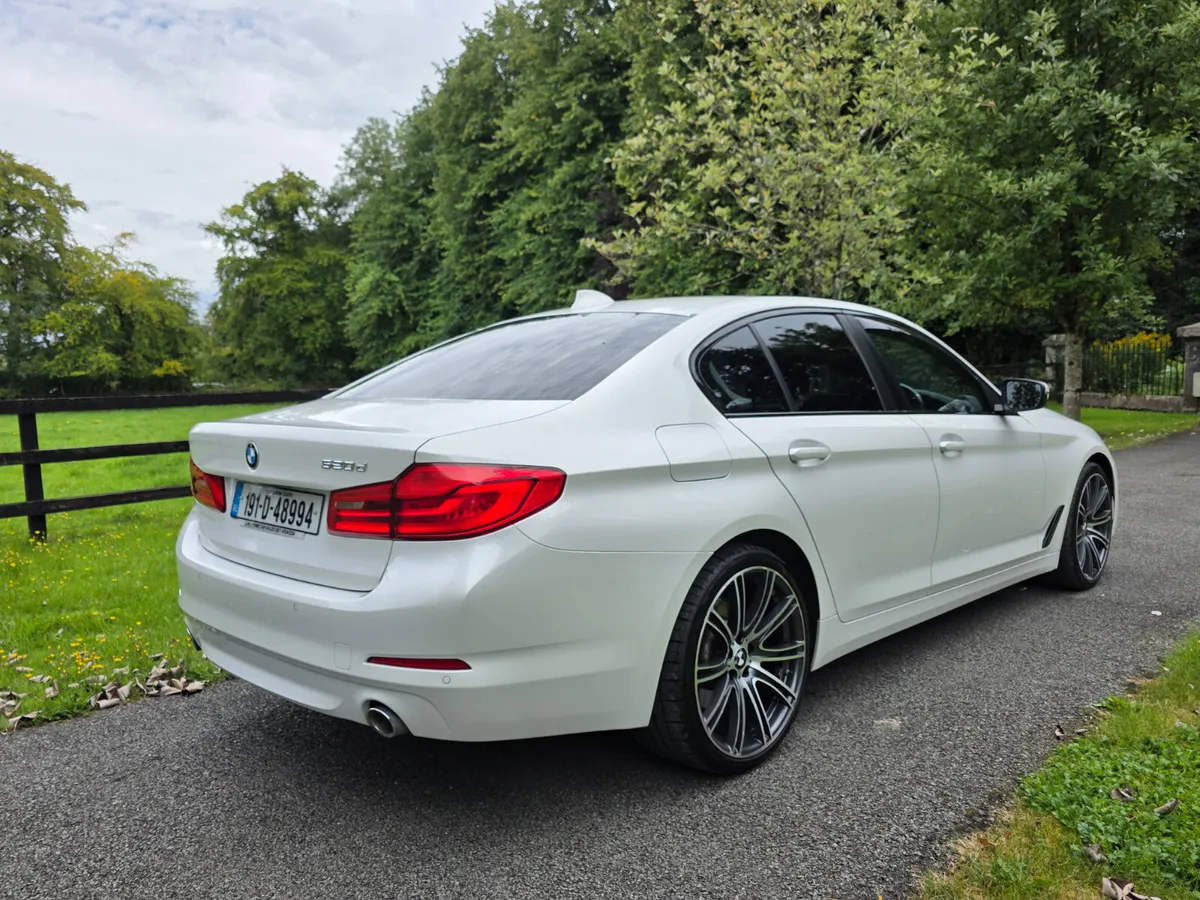 19 BMW 5-Series 520d Tax and Test - Image 4
