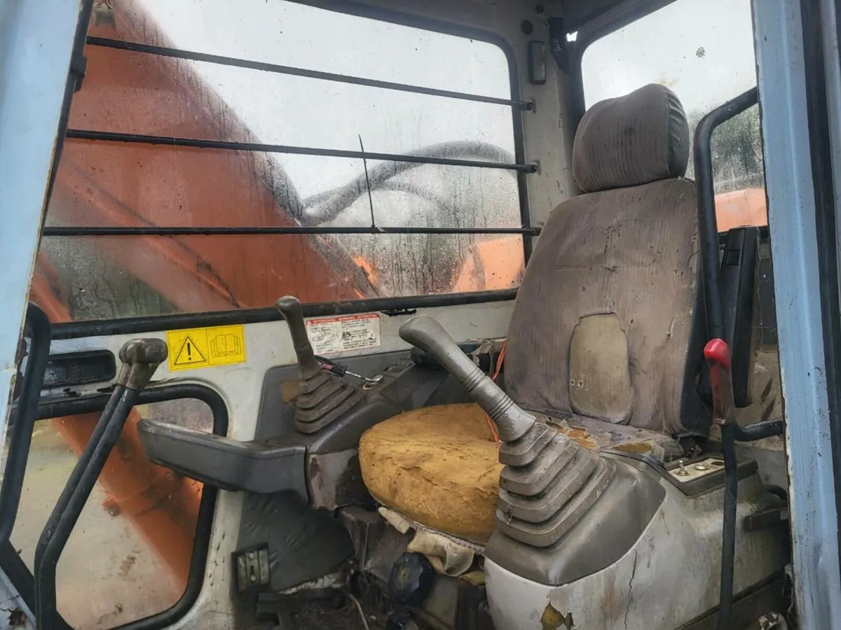 Hitachi fh 130.3 (no vat) - Image 4