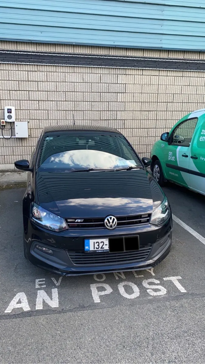 VOLKSWAGEN POLO 1.2 TSI R - LINE STYLE 2013 Black - Image 1