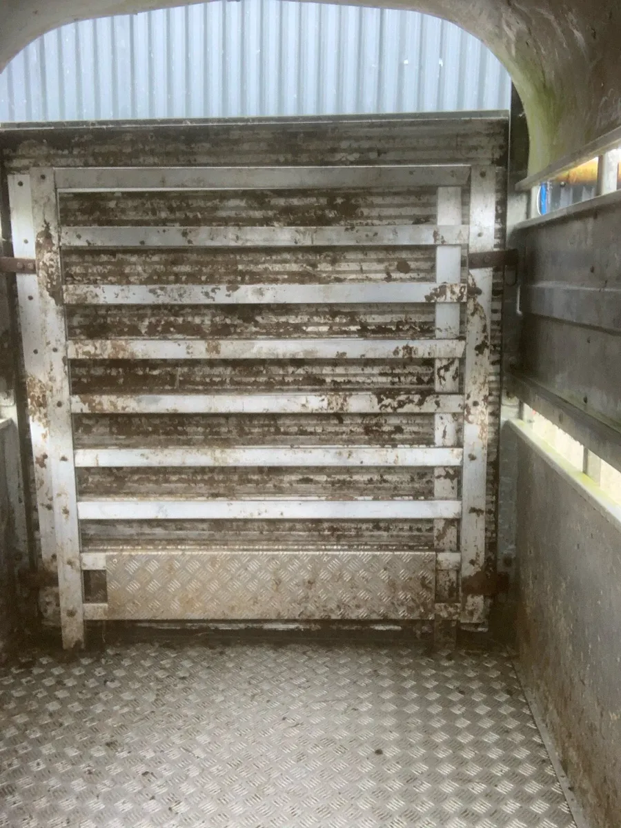 Cattle trailer - Image 3