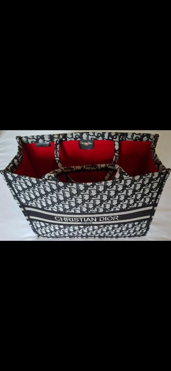 Women's handbags, 3 handbags in good condition, li - Image 3