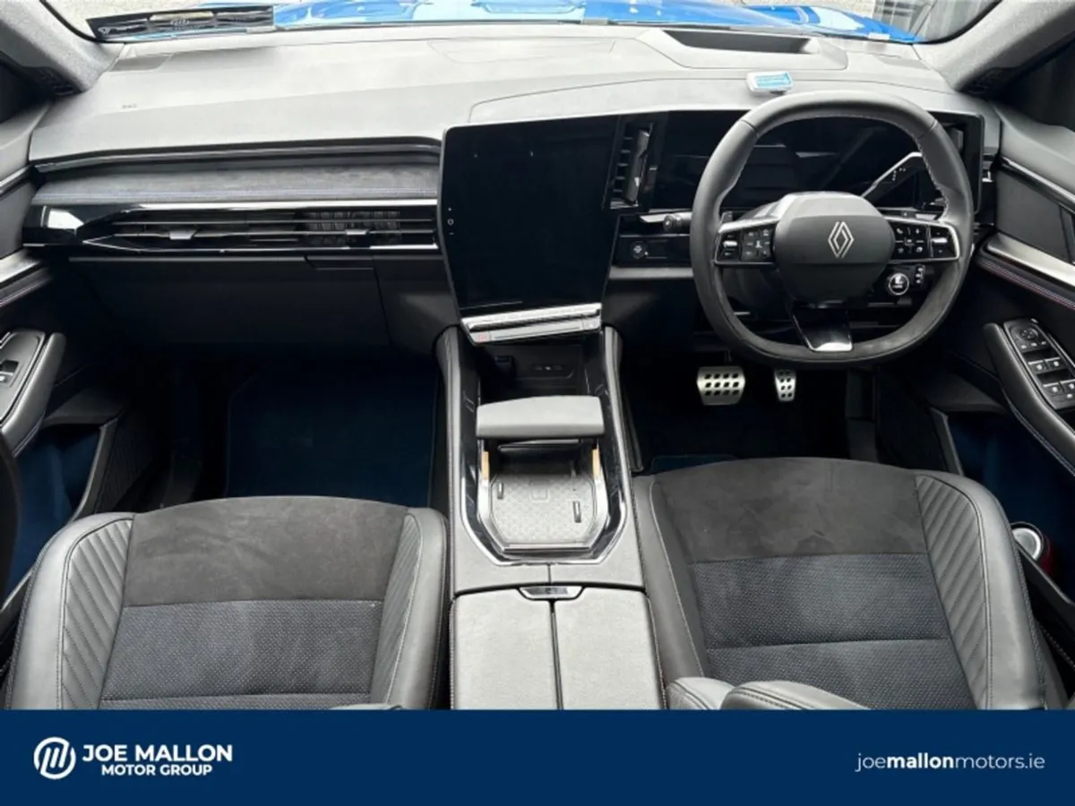 Renault Rafale E-tech Hybrid 200 Auto Esprit Alpi - Image 4