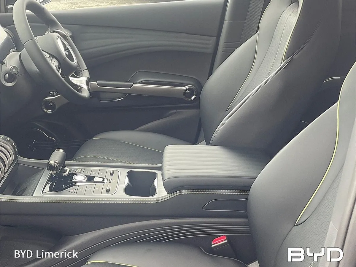 BYD ATTO 3  252 Delivery  BYD Atto 3  Comfort 5dr - Image 4