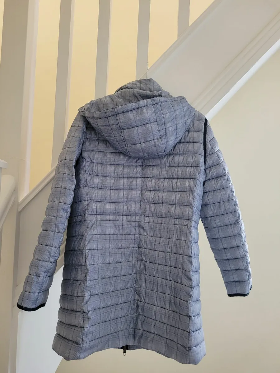 Womens Coat Size 14 - Image 3