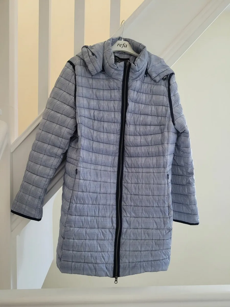 Womens Coat Size 14 - Image 1