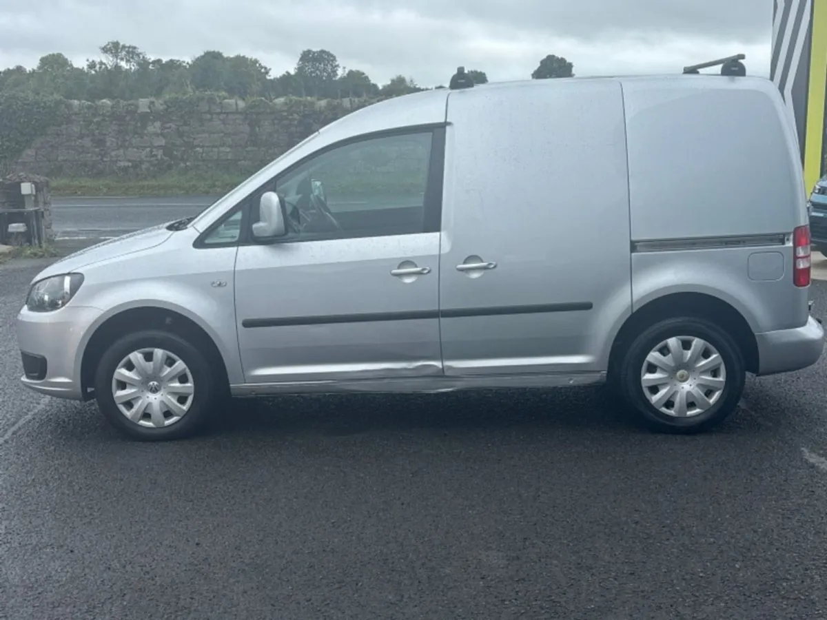 Volkswagen Caddy 131CW835 - Image 4