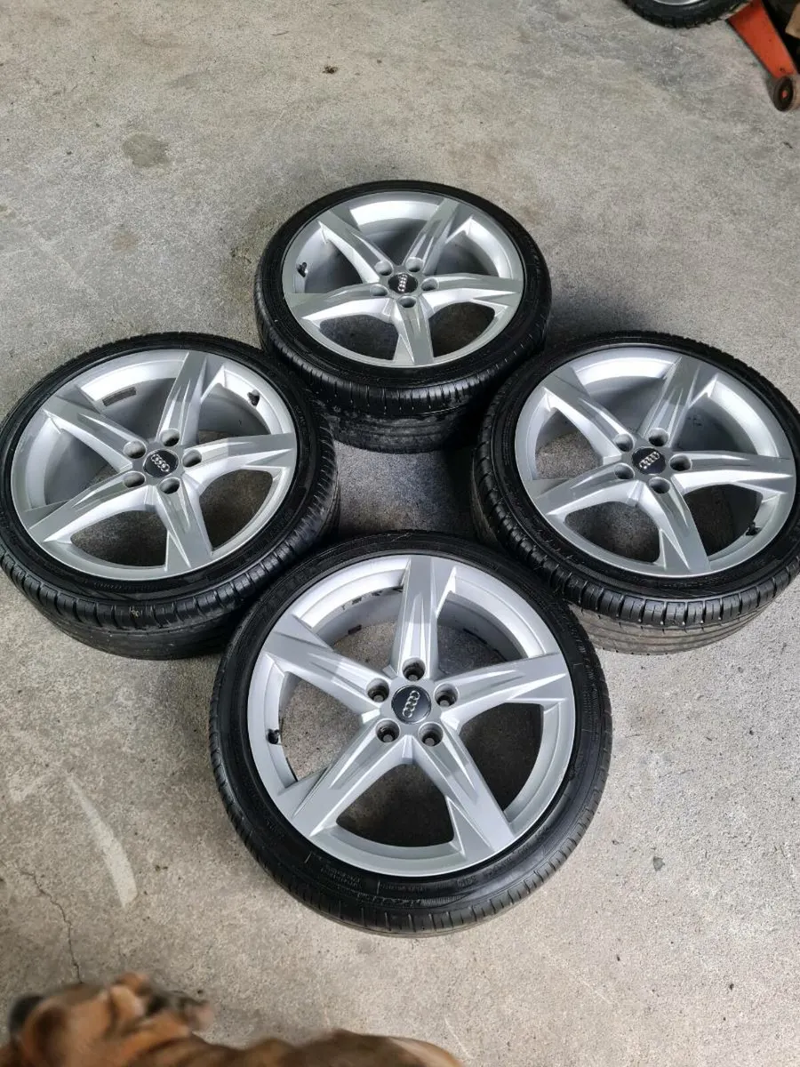 Audi volkswagen Alloy wheels - Image 1