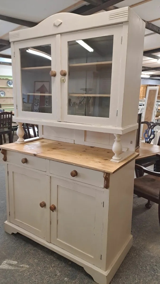 Early 1900s pine dresser, cupboard - Image 2