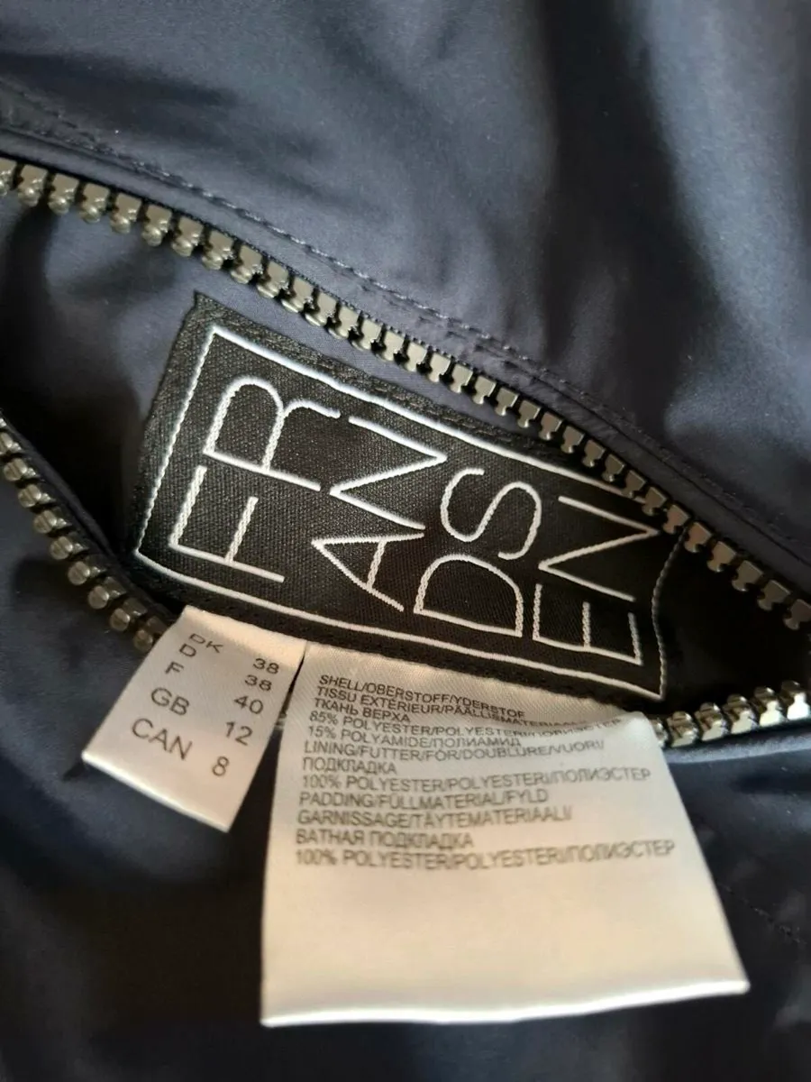 Blue Jacket - Image 3