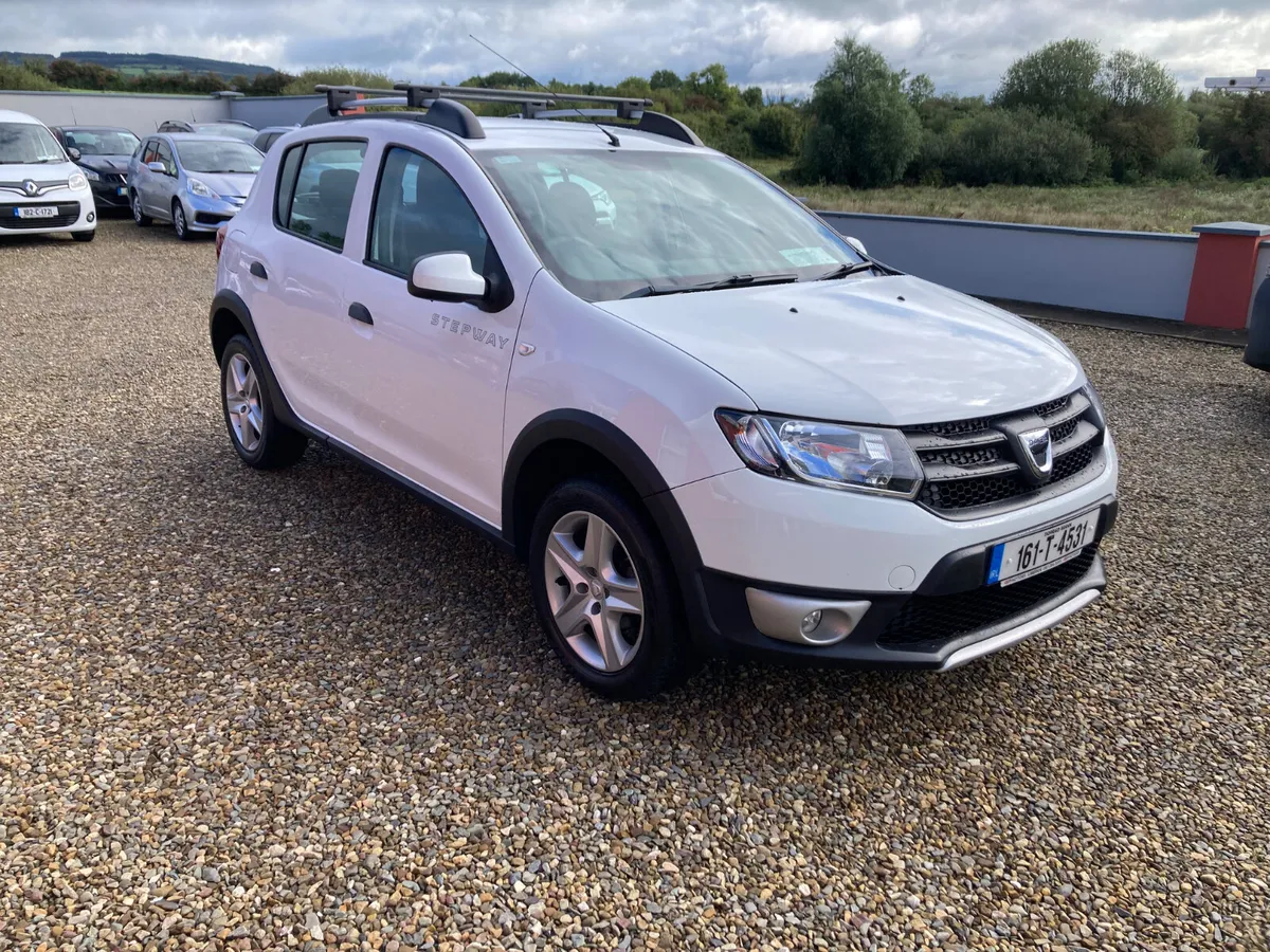 Dacia Sandero Stepway 2016 Petrol - Image 1