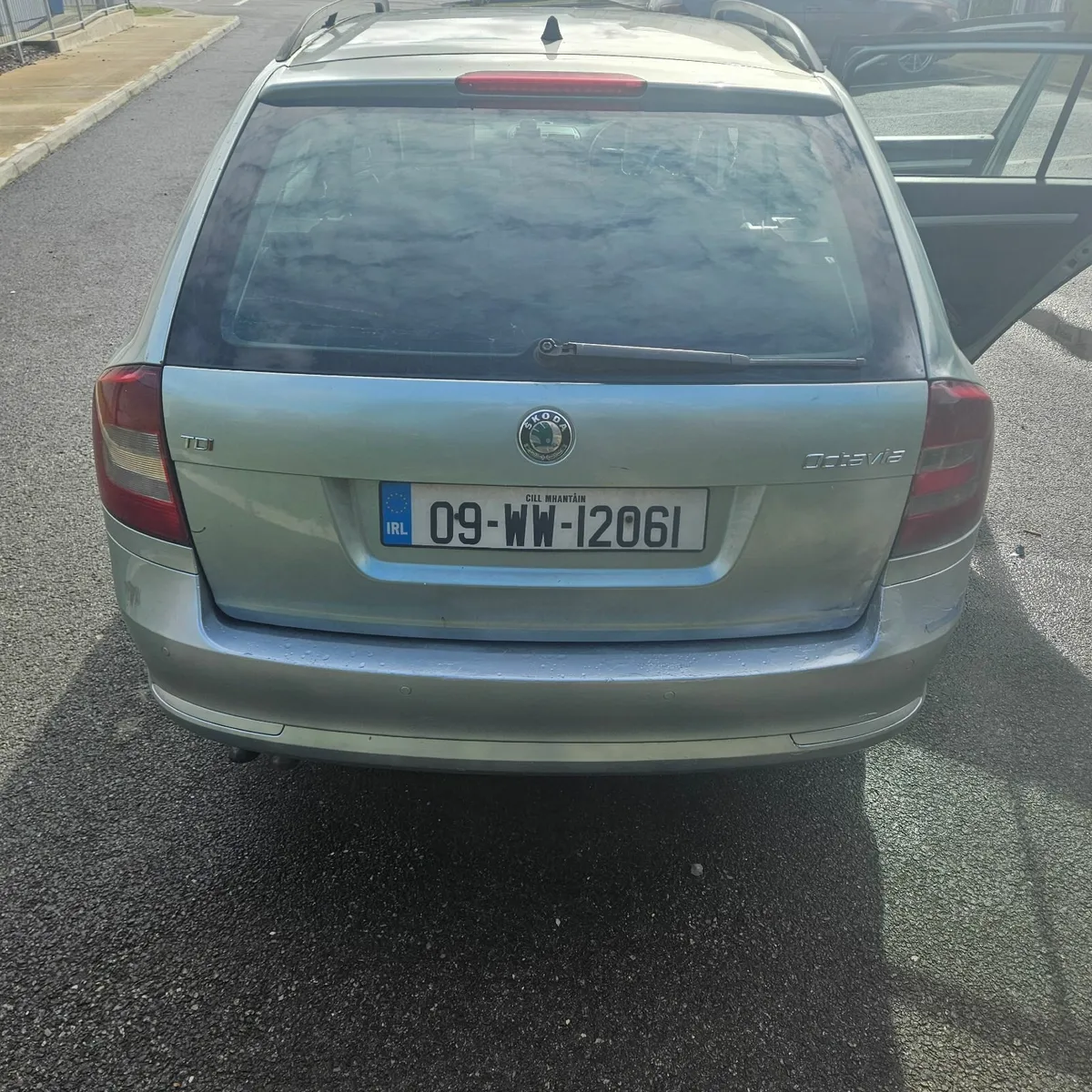 Skoda Octavia 2009 €1600 ono cont john 085.2489070 - Image 2
