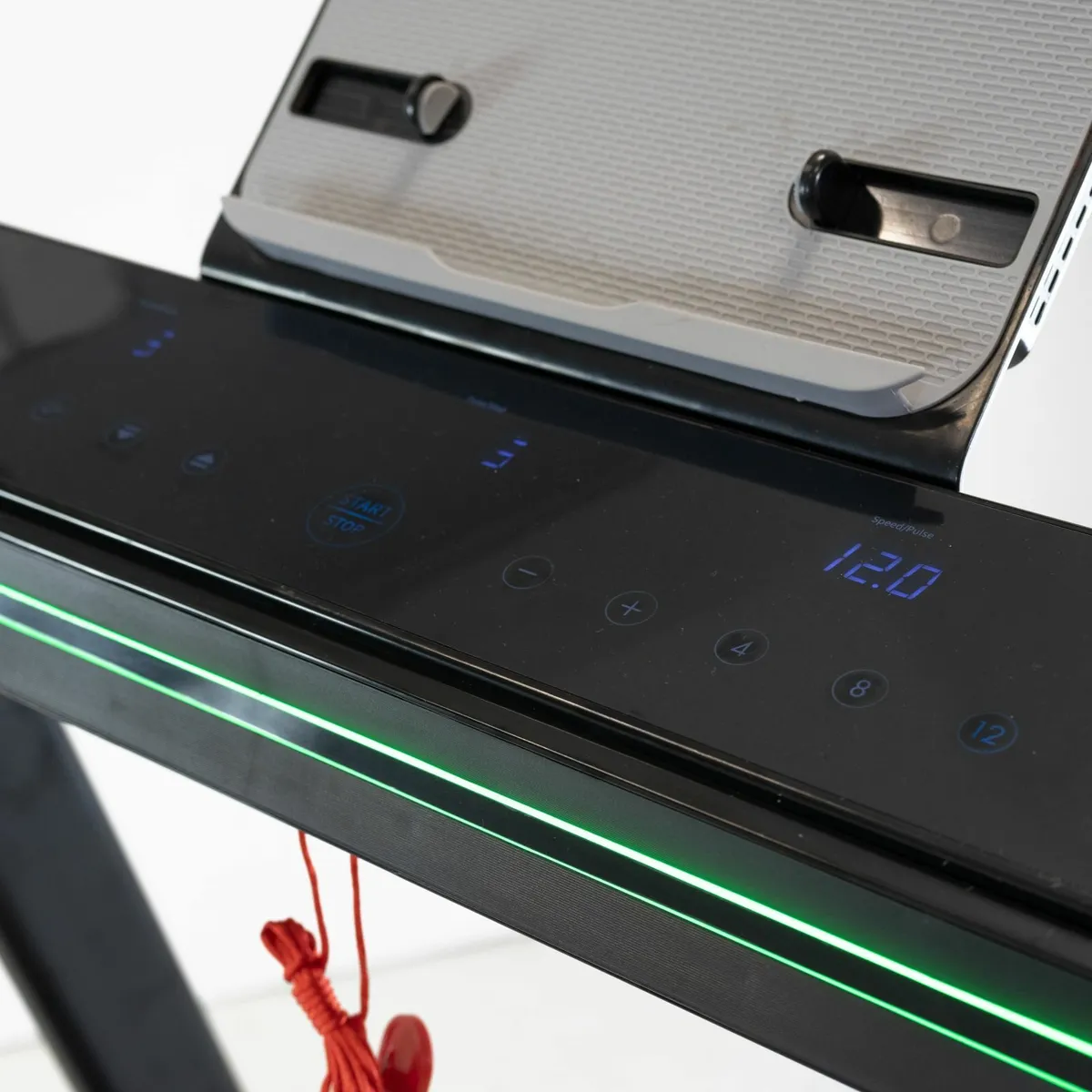 BH Fitness: Runlab Plus Folding Treadmill - Image 3