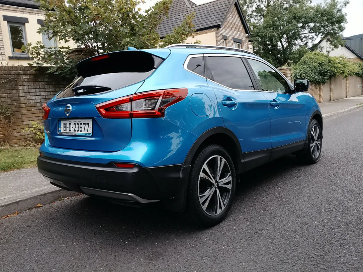 Nissan Qashqai 1.7 DSL SV Premium MY19 4DR - Image 3