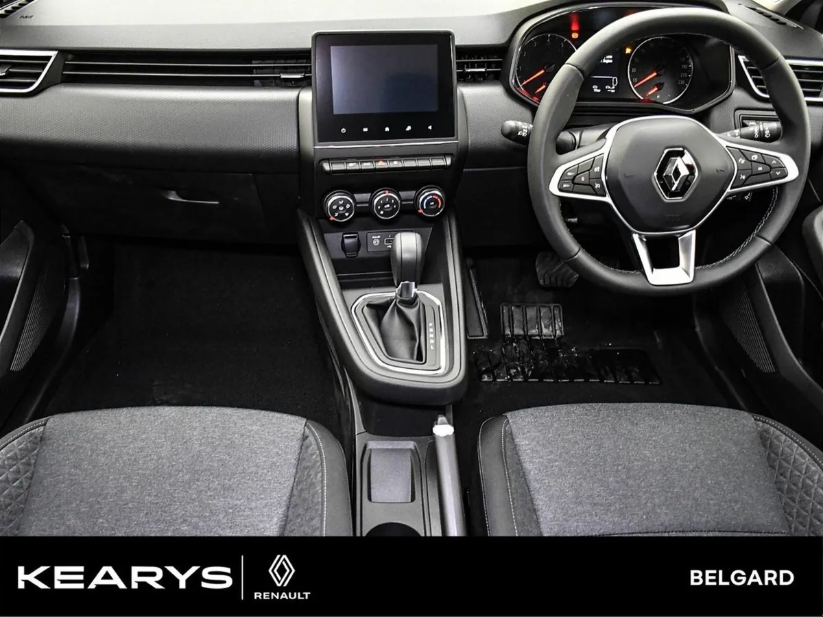 Renault Clio Iconic Edition Naeb TCe 90 Auto CVT - Image 4