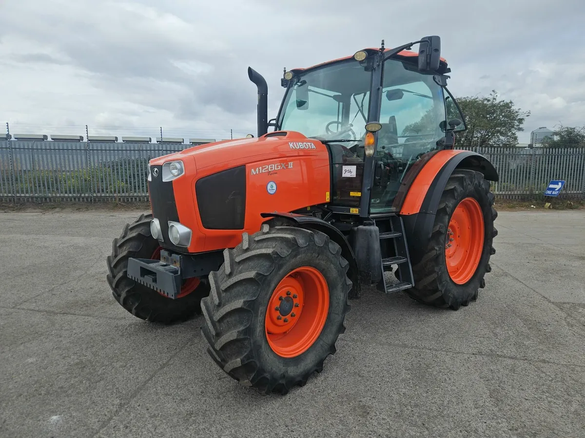 Kubota M128gx-2 TRACTOR 128 HP - Image 1