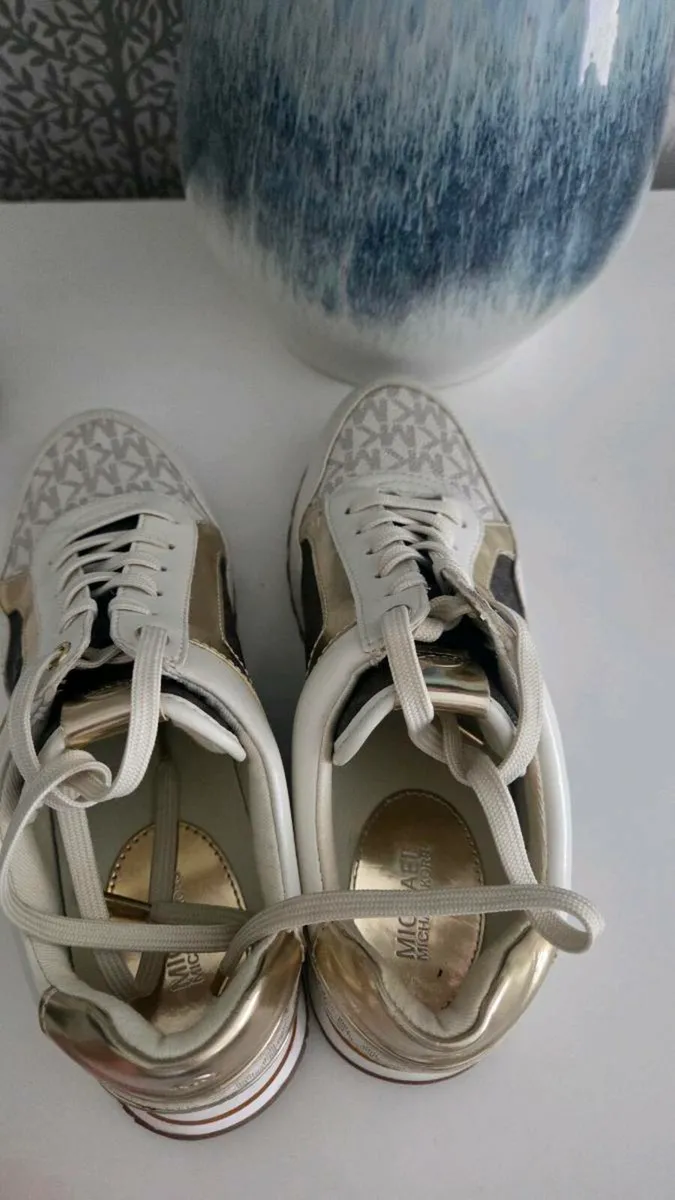 Michael Kors Trianers - Image 3