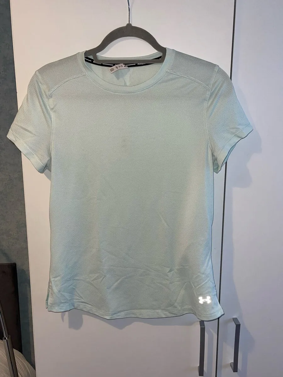 Woman’s exercise tshirts - Image 1