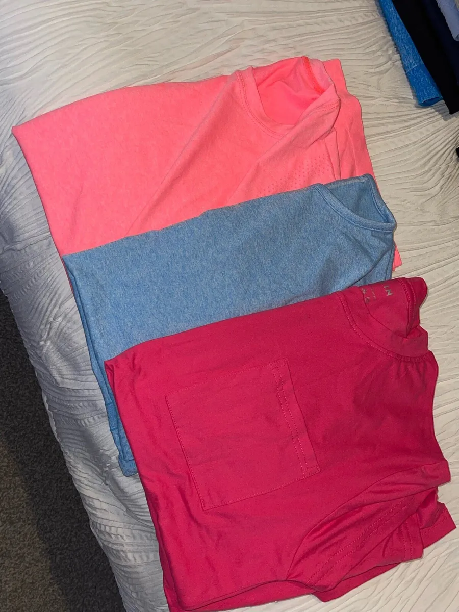 Woman’s exercise tshirts - Image 3