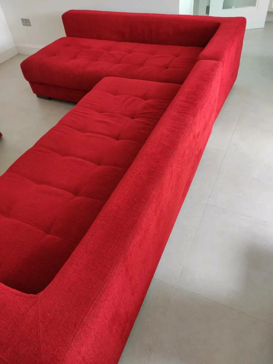 Fama corner couch (L shaped in two pieces) - Image 4