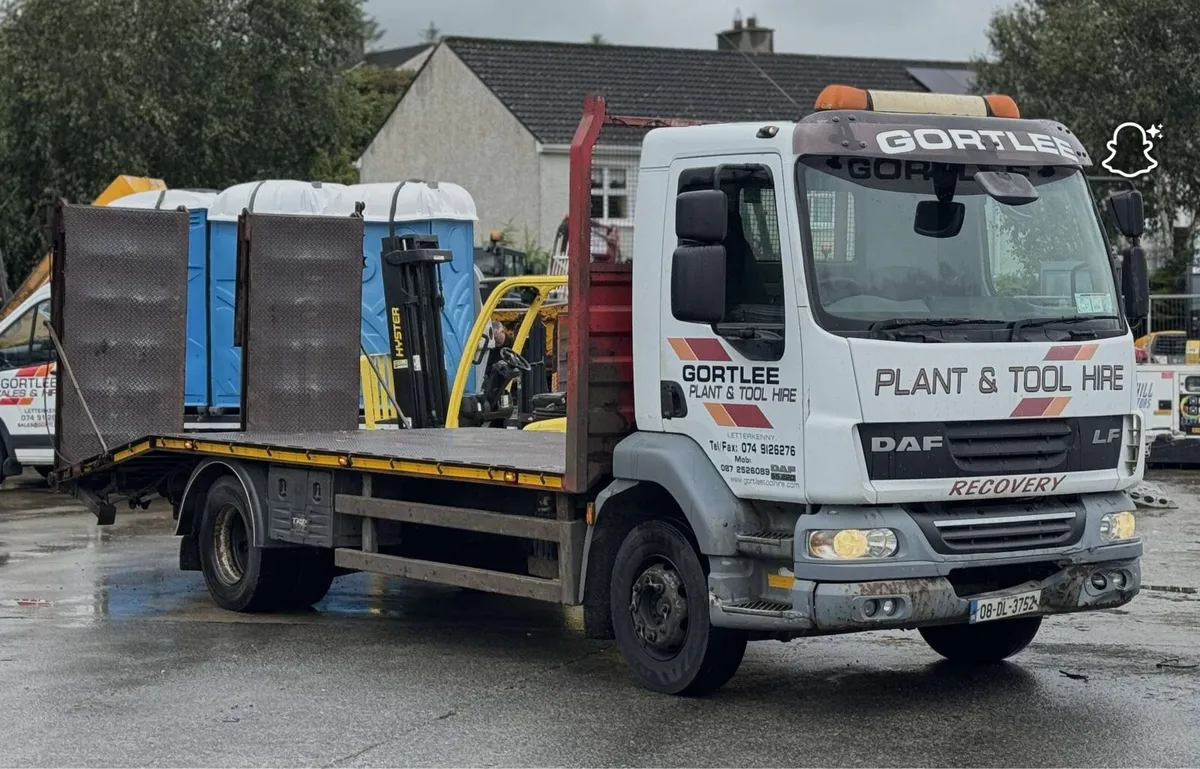 DAF LF220 Beavertail Plant Truck - Image 2