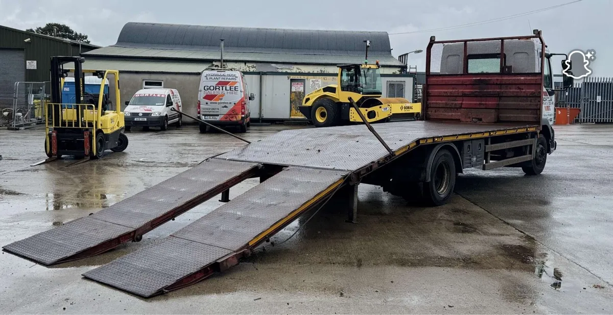 DAF LF220 Beavertail Plant Truck - Image 4