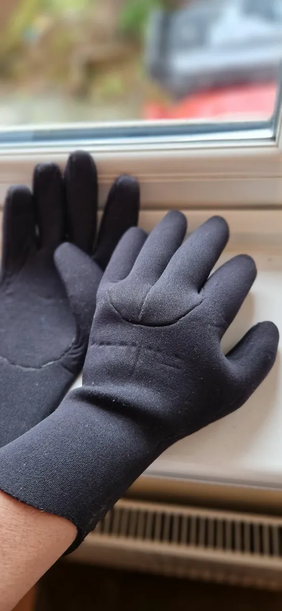 Diving gloves - Image 2