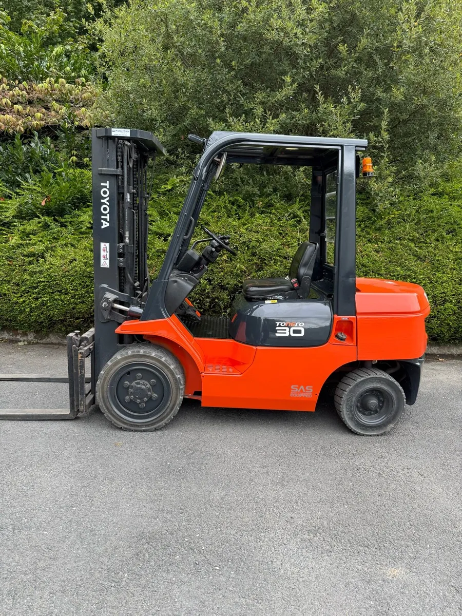 Forklift - Image 1