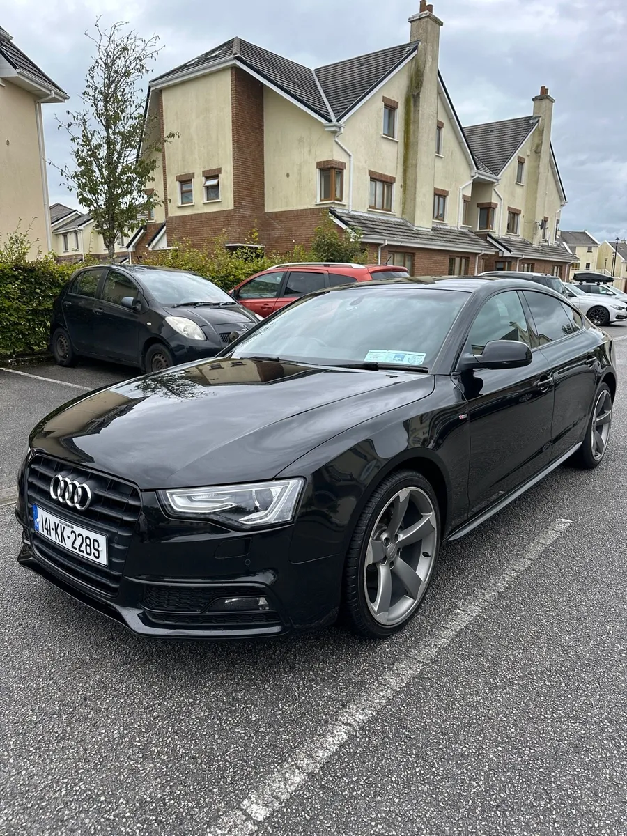 Audi A5 automatic S line black edition - Image 4