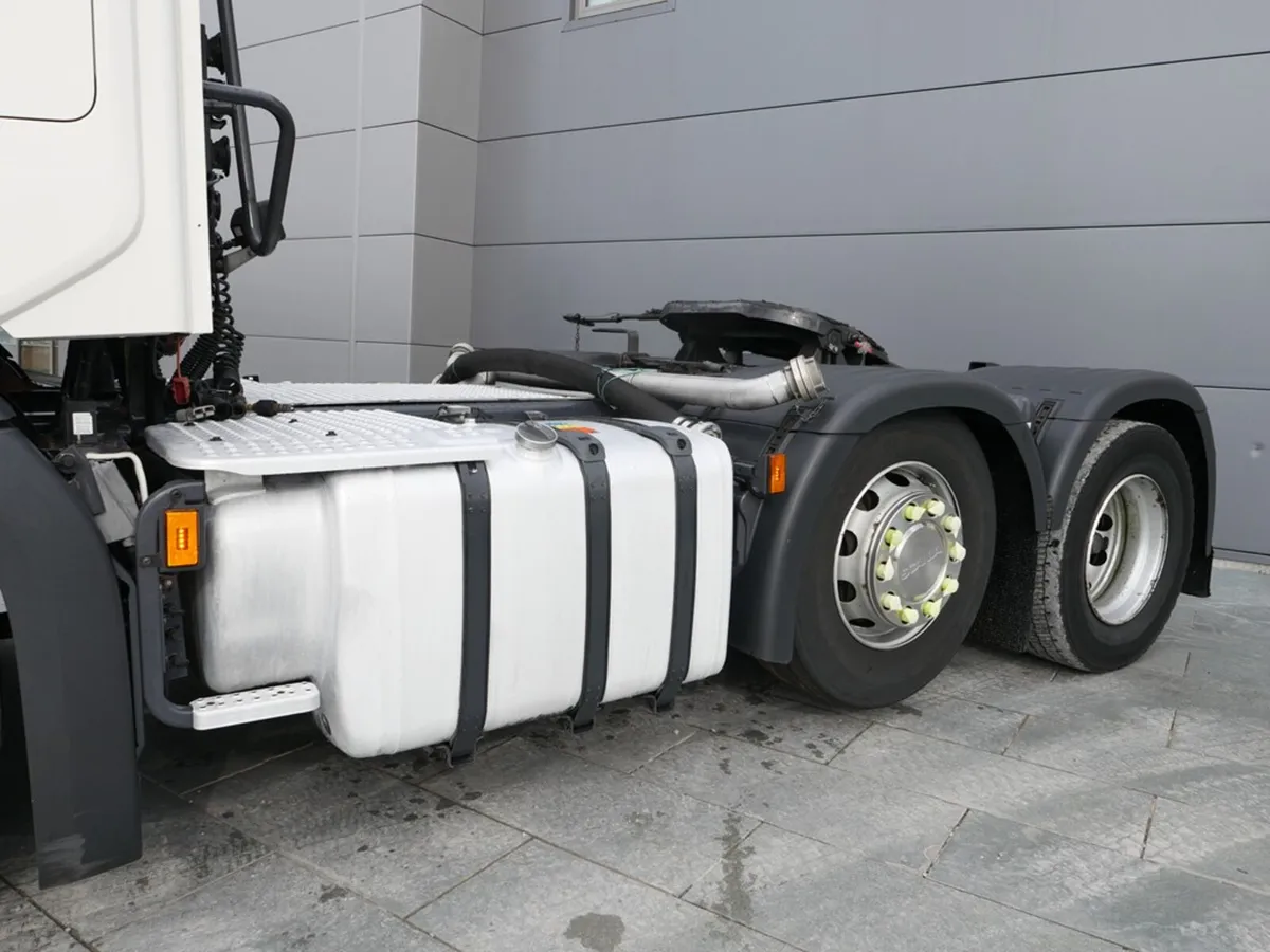 Scania R450 N/G  6x2 Midlift Auto gearbox - Image 4