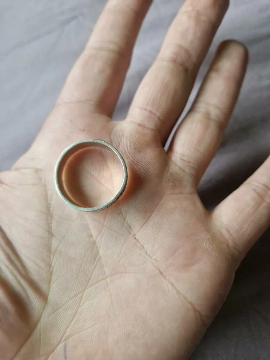Silver ring - Image 2