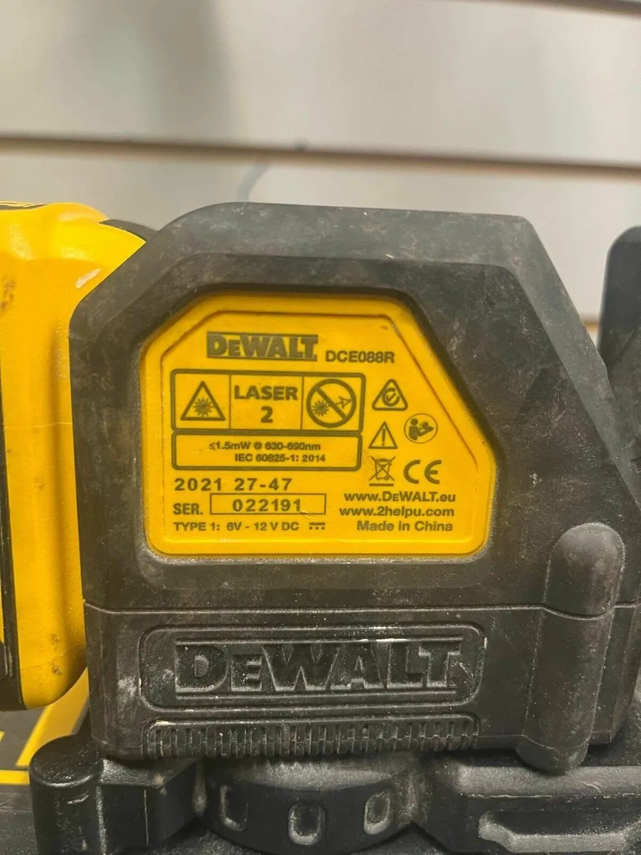DeWalt 12v Red Laser - Image 3