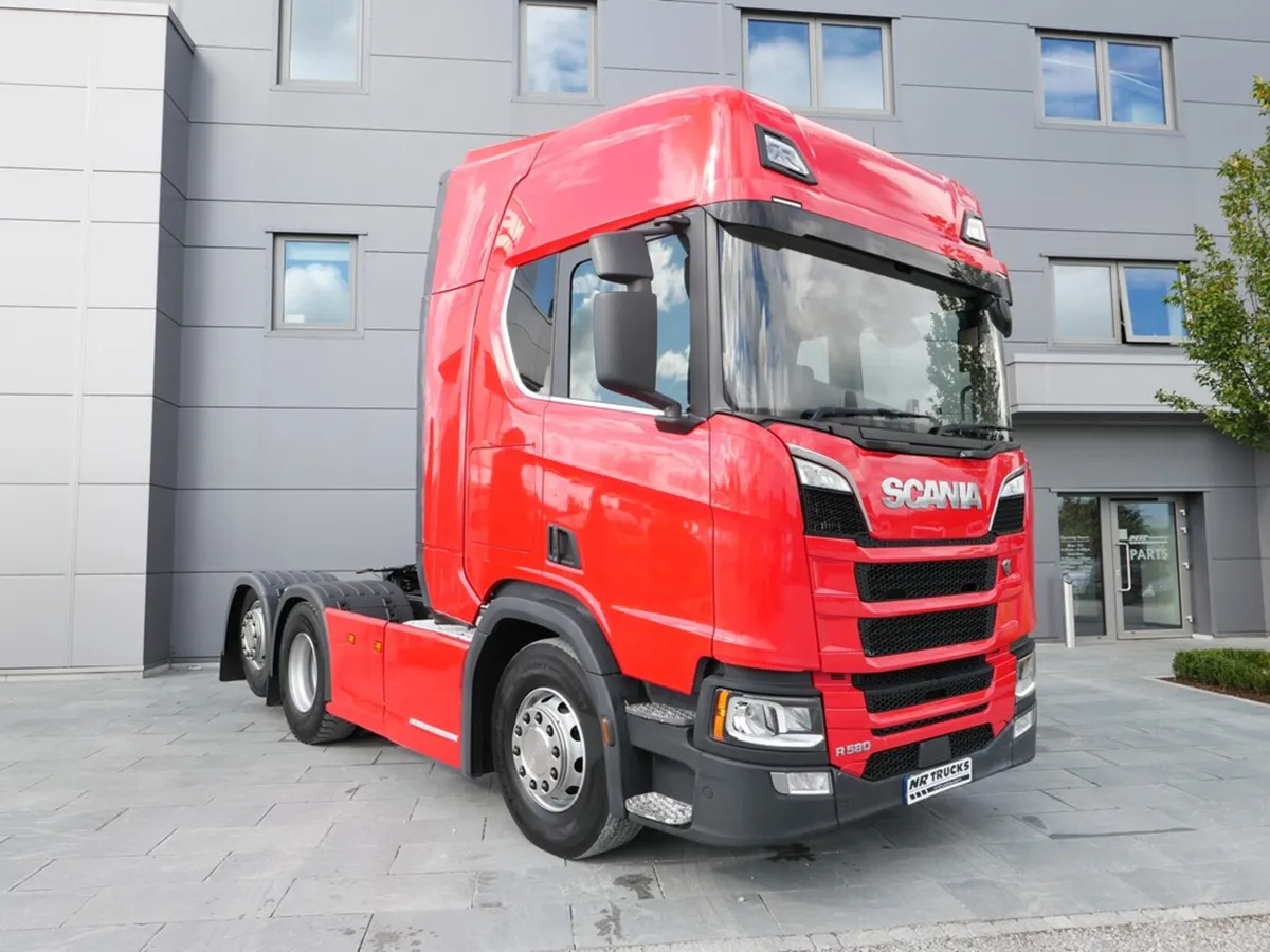 Scania R580 N/G Highline 6x2 Tag Auto gearbox - Image 2
